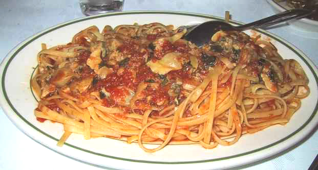 Linguine Clam Sauce Linguine Clam Sauce picture